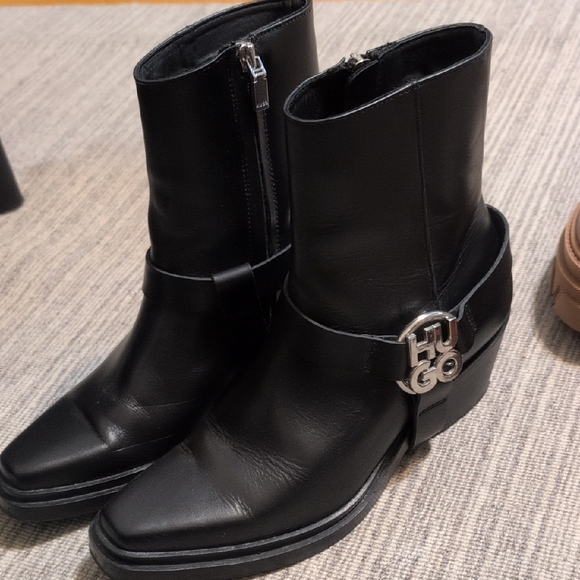 HUGO By Hugo Boss Black Leather Moto Boots- 37/US 7